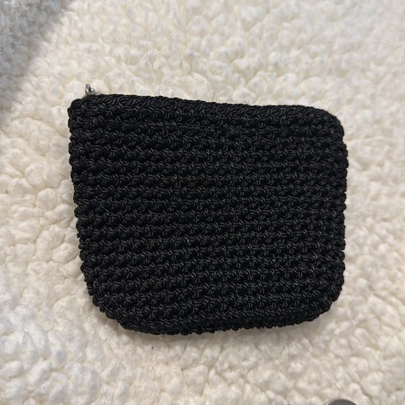 The Sak Hand Knit Casual Black Crochet Crossbody Bag with coin pouch NEW - Picture 3 of 4